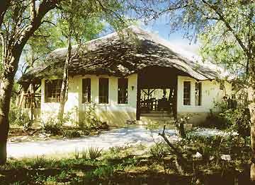 Etosha Aoba Lodge Bagian luar foto
